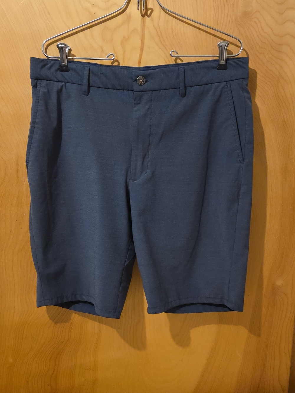 Johnnie O Mulligan Shorts In Charcoal Size 33